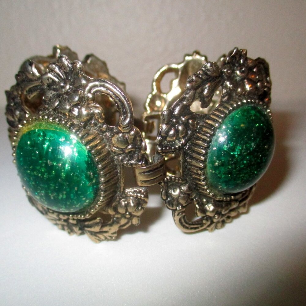 Bracelet Big Chunky 50's Era Unmarked